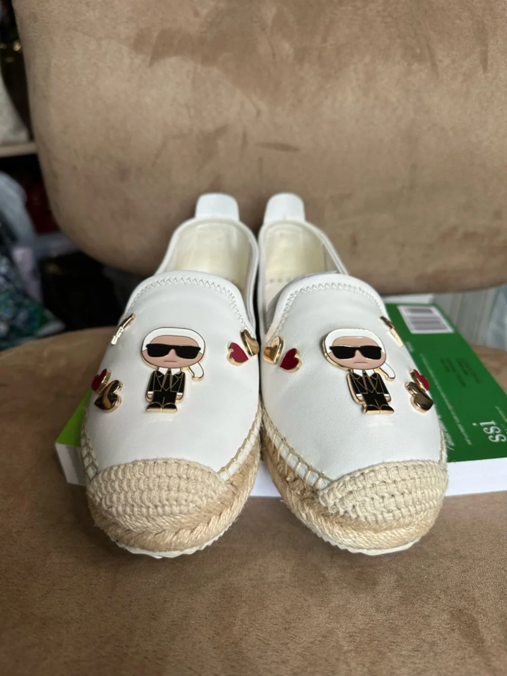 Karl Lagerfeld White Espadrille Slip-On Flats w/ Enamel Charms US6.5 New w/o Box